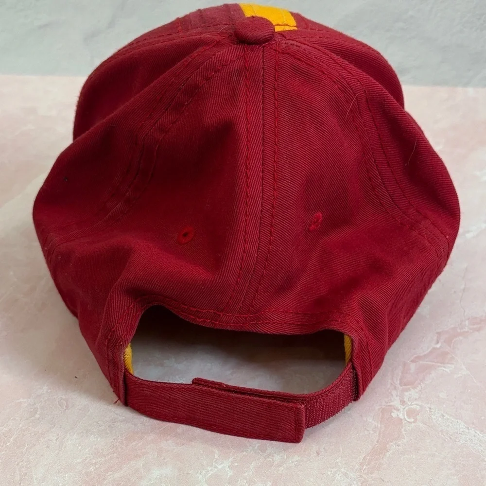 Warner Bros. Gryffindor Kids Hat in Red and Gold